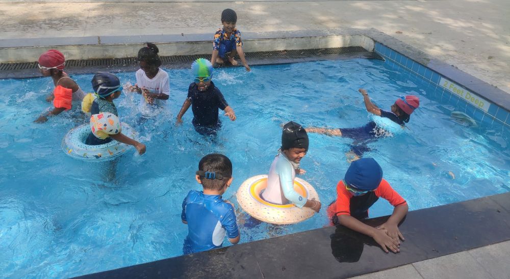 Pool Party - Mont 1 & 2